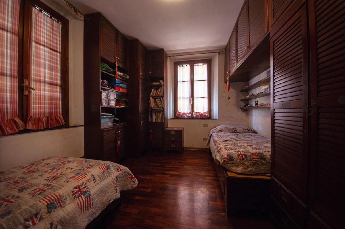 Grande Appartamento In Centro Понтедера Экстерьер фото